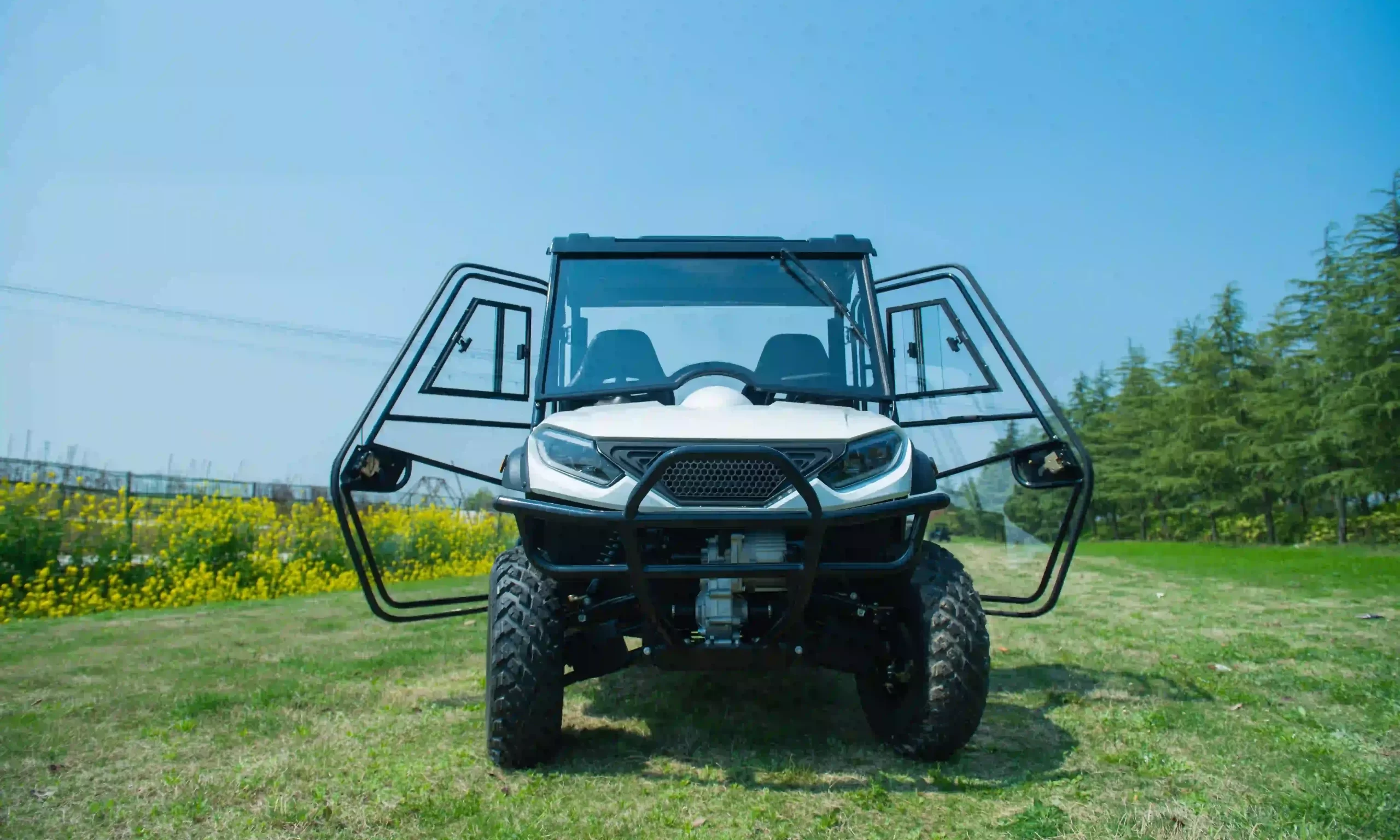 UTV with Cab Enclosure1